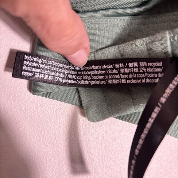 Victorias Secret Pink Light Green Sports Bra Halter Style With Pink Lining Size - Picture 4 of 4